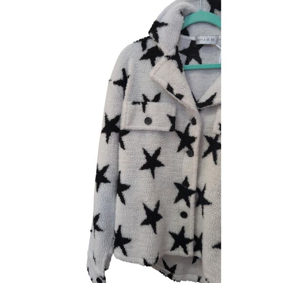Wanna B Me Fuzzy Fleece Jacket | Size S | Black Stars on White | Button-Up - Picture 3 of 4